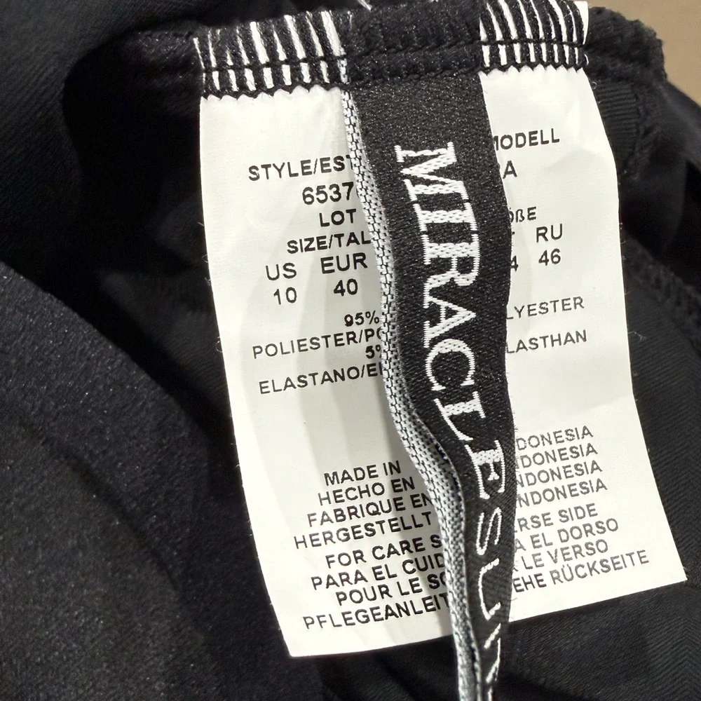 Miraclesuit Swim NEW Size 10 Rock Solid Allura Tankini Top in Black Mfg $118